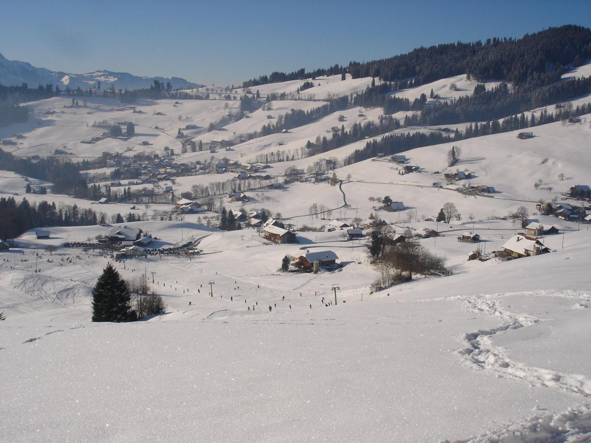 Chalet Sunneschyn Schwanden  Extérieur photo